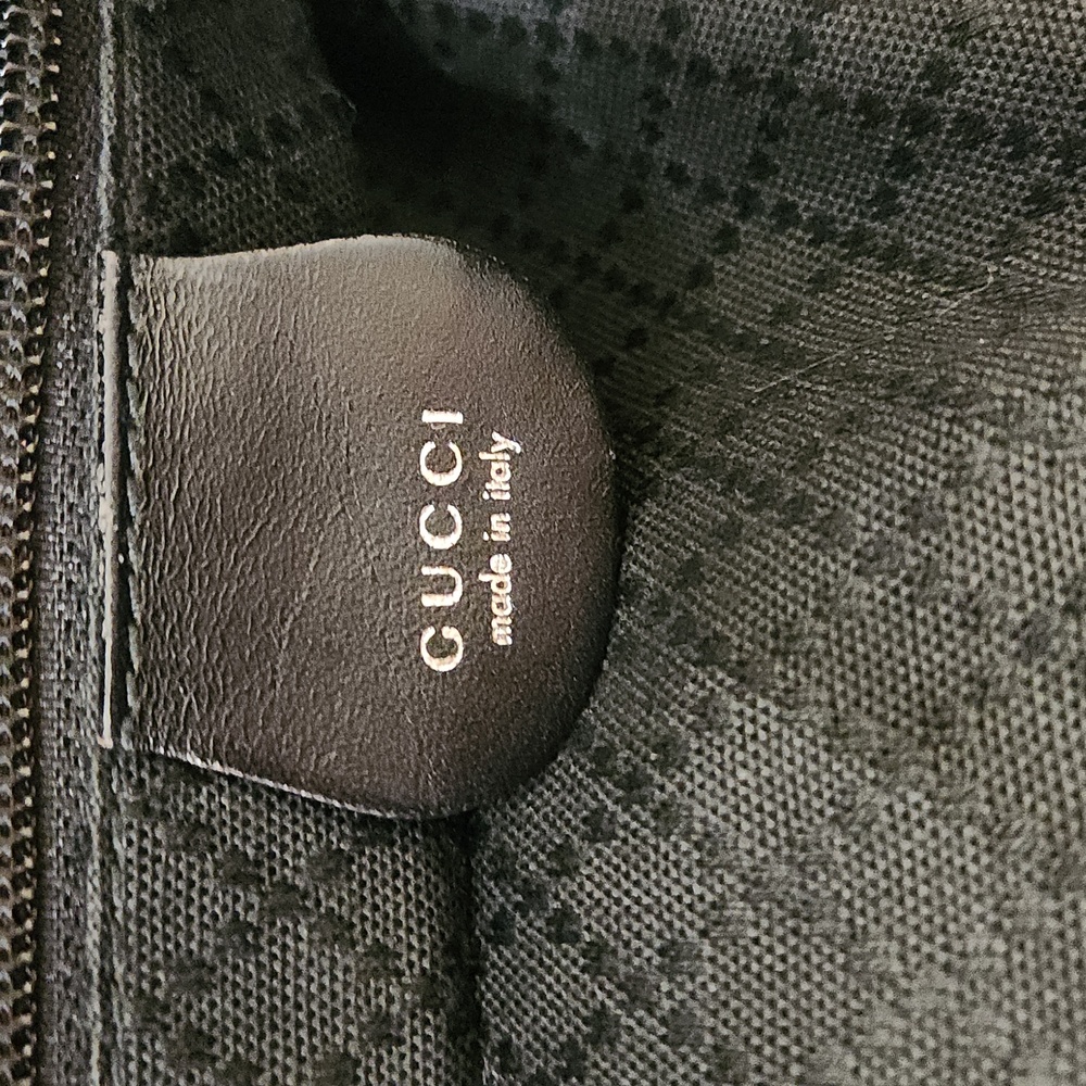 GUCCI Black Unisex Shoulder Strap Nylon Work Bag - Picture 13 of 17